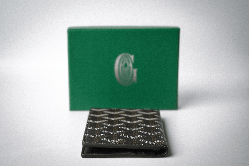 Goyard Chevron Cardholder — maron Émeraude