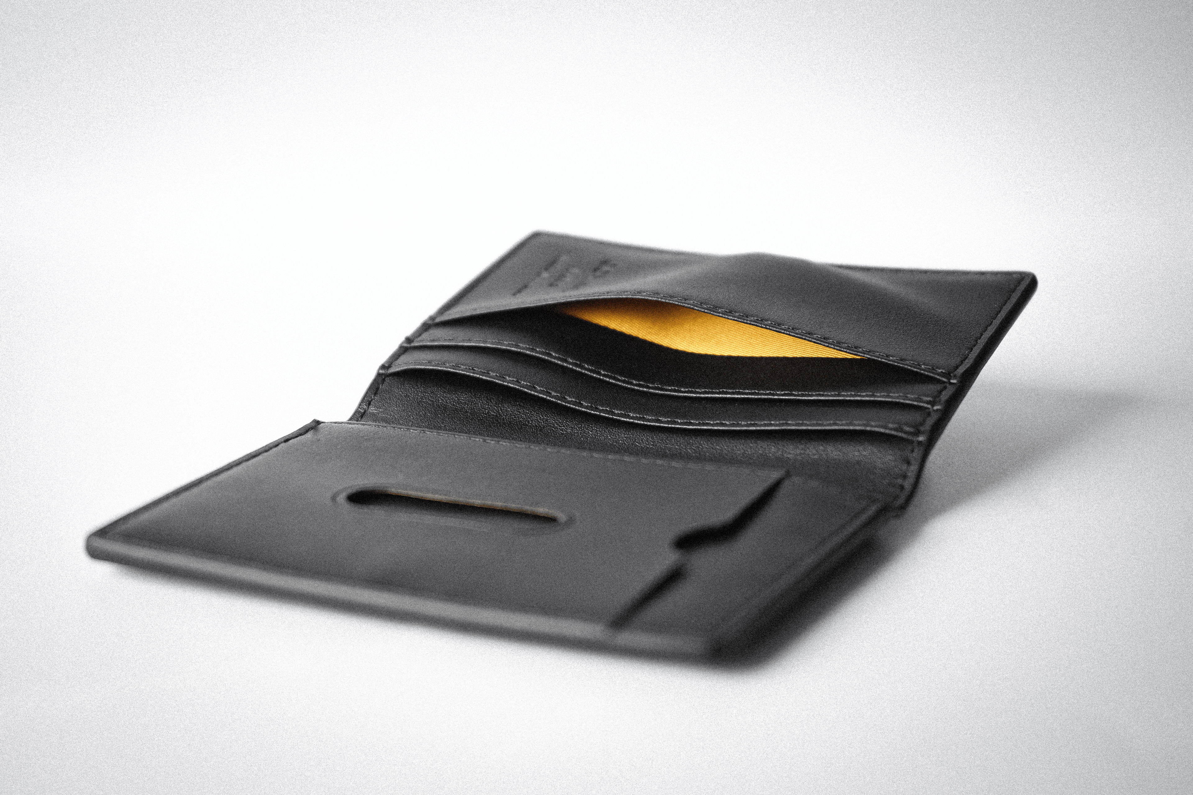 Goyard Chevron Cardholder — maron Émeraude